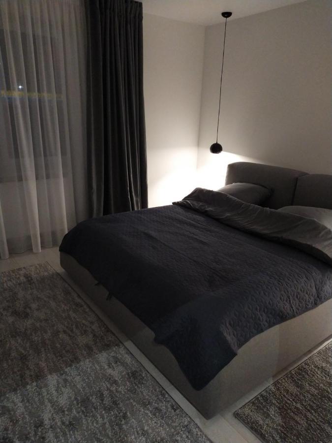 New Modern Apartment Uzjhorod Exteriör bild